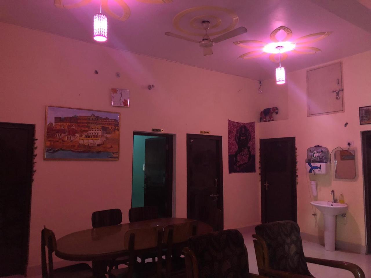 Gangotri Paying Guest House Bénarès Extérieur photo